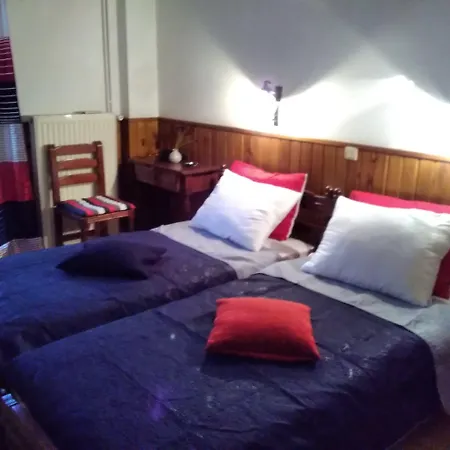 Pettite Morfo Skiathos