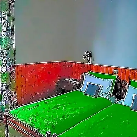 Pettite Morfo Hotel 2*