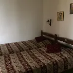 Pettite Morfo Hotel