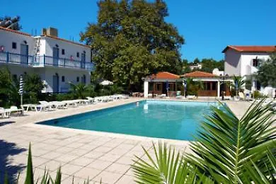 Hotel Pettite Morfo 2*